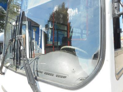 Лобовое стекло (из двух половин) HYUNDAI AERO CITY (2012 г.в.)  