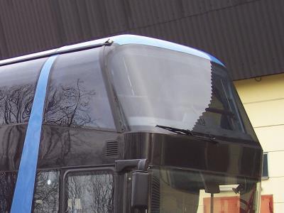 лобовое верхнее стекло NEOPLAN 116 122 218 316 (-1990 г.в.)  