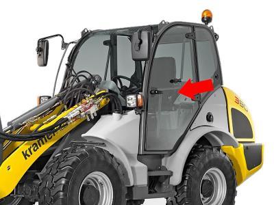 Стекло двери (правое, левое) KRAMER ALLRAD 380 на технике Стекло двери (правое, левое) KRAMER ALLRAD 380 на технике