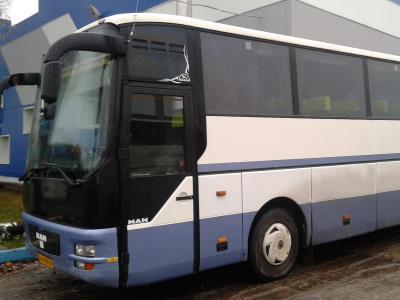 лобовое стекло MAN RH 422 (1993 г.в.)  