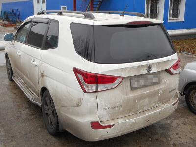 Заднее стекло SSANGYONG STAVIC II (2013-нв г.в.) на технике Заднее стекло SSANGYONG STAVIC II (2013-нв г.в.) на технике