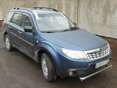 лобовое стекло SUBARU FORESTER SH (2008-2012 г.в.) на технике 