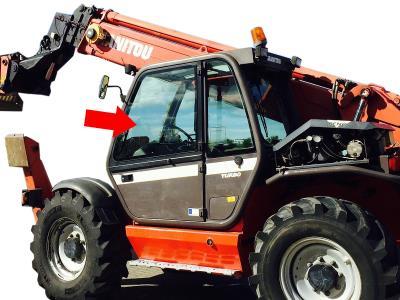 Стекло двери MANITOU MT 1432, 1435 на технике Стекло двери MANITOU MT 1432, 1435 на технике