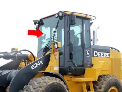 Лобовое стекло, центральное JOHN DEERE 444K, 524K, 544K на технике Лобовое стекло, центральное JOHN DEERE 444K, 524K, 544K на технике