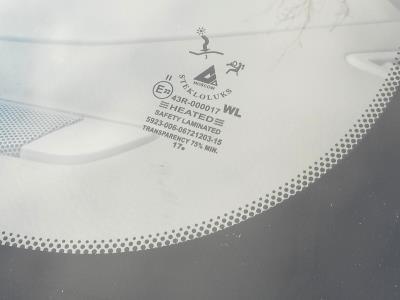 лобовое стекло VOLVO S60 CROSS COUNTRY седан (2000-2009 г.в.)  вариант маркировки