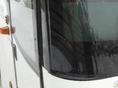 Лобовое стекло VOLVO B 7R (2000-2003 г.в.) правый нижний угол стекла Лобовое стекло VOLVO B 7R (2000-2003 г.в.) правый нижний угол стекла
