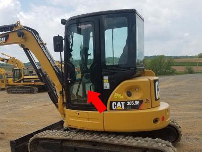 Стекло двери CATERPILLAR (CAT) 305E, 305.5E на технике 