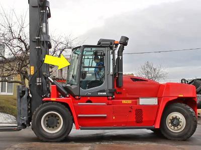 Лобовое стекло KALMAR погрузчики серии DCG 90-180 тонн на технике Лобовое стекло KALMAR погрузчики серии DCG 90-180 тонн на технике