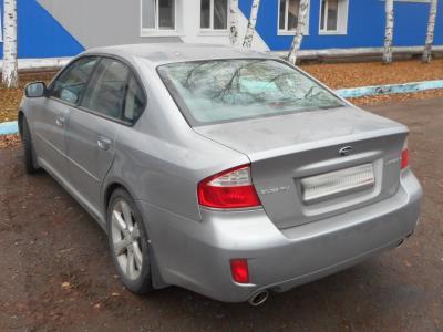 заднее стекло SUBARU LEGACY SED седан (2003-2008 г.в.) на технике заднее стекло SUBARU LEGACY SED седан (2003-2008 г.в.) на технике