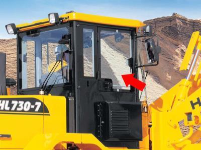 Правое стекло двери (окна) HYUNDAI HL730-7, HL740-7 фронтальный погрузчик на технике Правое стекло двери (окна) HYUNDAI HL730-7, HL740-7 фронтальный погрузчик на технике