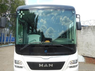 Лобовое стекло MAN LION`S INTERCITY (2016 г.в.) на технике Лобовое стекло MAN LION`S INTERCITY (2016 г.в.) на технике