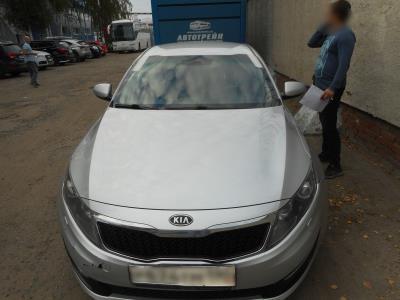 Лобовое стекло KIA OPTIMA TF (2010-2016 г.в.) на технике 