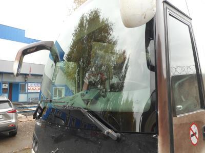 лобовое стекло VOLVO CARRUS на технике лобовое стекло VOLVO CARRUS на технике