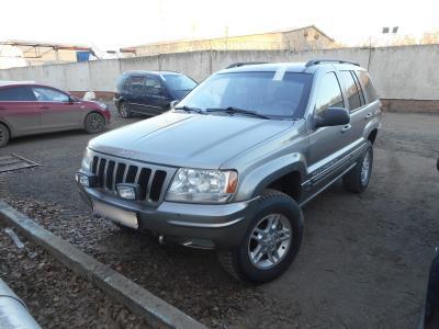 Лобовое стекло JEEP CHEROKEE внедорожник (2013-н.в. г.в.) на технике Лобовое стекло JEEP CHEROKEE внедорожник (2013-н.в. г.в.) на технике