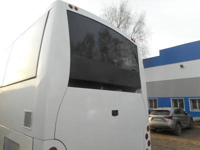 лобовое стекло MAN A51 (2001 г.в.) на технике лобовое стекло MAN A51 (2001 г.в.) на технике