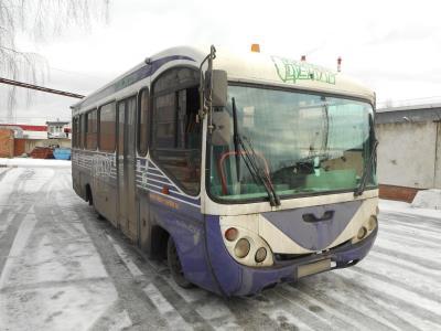 лобовое стекло ГОЛАЗ (GOLAZ) 4244 на технике лобовое стекло ГОЛАЗ (GOLAZ) 4244 на технике