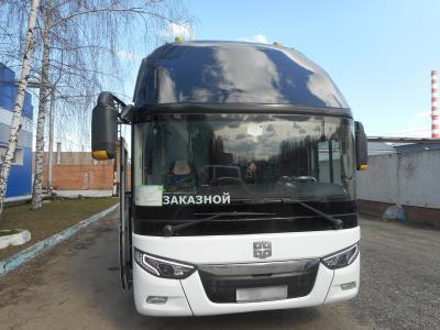 лобовое стекло верхнее ZHONG TONG LCK 6127H (2018 г.в.) на технике лобовое стекло верхнее ZHONG TONG LCK 6127H (2018 г.в.) на технике