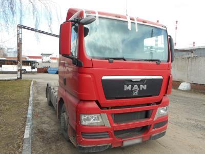 Лобовое стекло MAN TGX 18.440 (2012 г.в.) на технике 