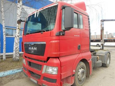 Лобовое стекло MAN TGX 18.440 (2012 г.в.) на технике 