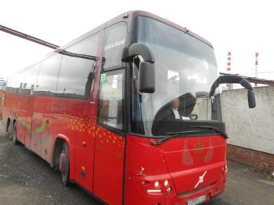лобовое стекло VOLVO B 12 (1980 г.в.) на технике лобовое стекло VOLVO B 12 (1980 г.в.) на технике