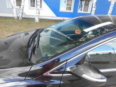 Лобовое стекло HYUNDAI i40 (2011-2015 г.в.) на технике Лобовое стекло HYUNDAI i40 (2011-2015 г.в.) на технике