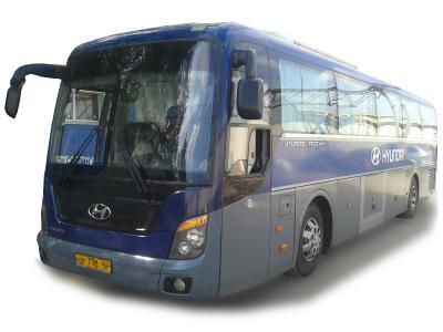 лобовое стекло (половина) HYUNDAI UNIVERSE LUXURY (2008 г.в.) на технике лобовое стекло (половина) HYUNDAI UNIVERSE LUXURY (2008 г.в.) на технике