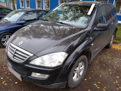 лобовое стекло SSANGYONG KYRON внедорожник (2005-нв г.в.) на технике 