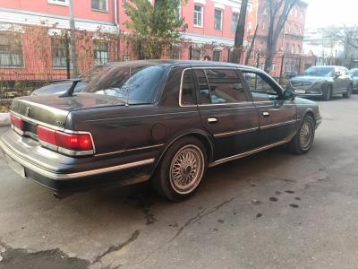 лобовое стекло LINCOLN CONTINENTAL седан (1988-1994 г.в.) на технике лобовое стекло LINCOLN CONTINENTAL седан (1988-1994 г.в.) на технике