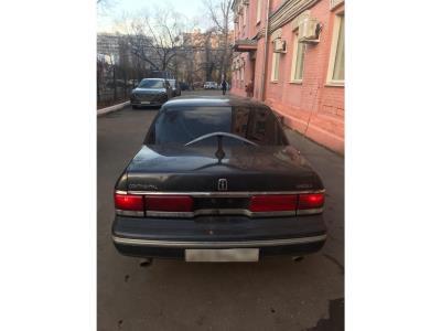 лобовое стекло LINCOLN CONTINENTAL седан (1988-1994 г.в.) на технике лобовое стекло LINCOLN CONTINENTAL седан (1988-1994 г.в.) на технике