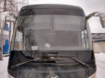 Лобовое стекло HIGER KLQ 6128LQ (2019 г.в.) на технике Лобовое стекло HIGER KLQ 6128LQ (2019 г.в.) на технике