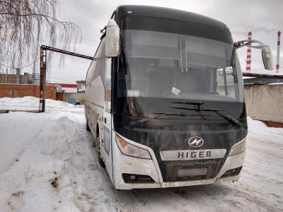 Лобовое стекло HIGER KLQ 6128LQ (2019 г.в.) на технике Лобовое стекло HIGER KLQ 6128LQ (2019 г.в.) на технике