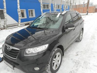 лобовое стекло HYUNDAI SANTA FE 2 (2005-2012 г.в.) на технике 