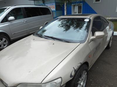 лобовое стекло HONDA ACCORD CPE (2000 г.в.) на технике лобовое стекло HONDA ACCORD CPE (2000 г.в.) на технике