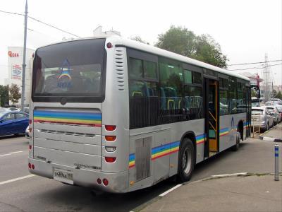 Заднее стекло HIGER KLQ 6118 (2009 г.в.) на технике Заднее стекло HIGER KLQ 6118 (2009 г.в.) на технике