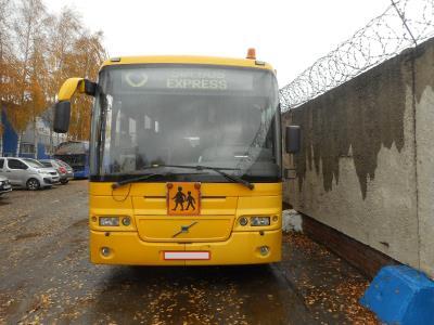 Лобовое стекло VOLVO В 10М 60 (1989 г г.в.) на технике Лобовое стекло VOLVO В 10М 60 (1989 г г.в.) на технике