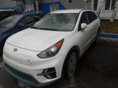 Лобовое стекло KIA NIRO электромобиль (2019 г.в.) на технике Лобовое стекло KIA NIRO электромобиль (2019 г.в.) на технике