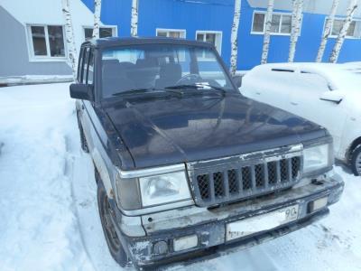 лобовое стекло SSANGYONG KORANDO внедорожник (-1995 г.в.) на технике лобовое стекло SSANGYONG KORANDO внедорожник (-1995 г.в.) на технике