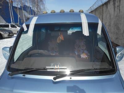 лобовое стекло SUBARU SAMBAR (1998-2012 г.в.) на технике лобовое стекло SUBARU SAMBAR (1998-2012 г.в.) на технике
