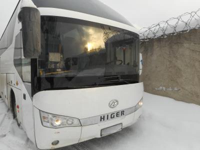 Лобовое нижнее стекло HIGER KLQ 6122B (2017 г.в.) на технике Лобовое нижнее стекло HIGER KLQ 6122B (2017 г.в.) на технике