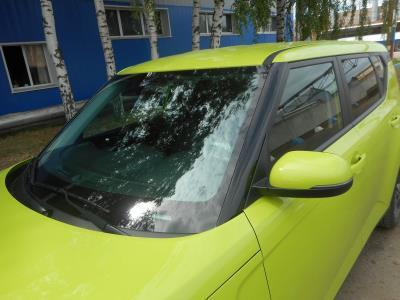 Лобовое стекло KIA SOUL (2019 г.в.) на технике Лобовое стекло KIA SOUL (2019 г.в.) на технике