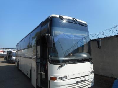 лобовое стекло VOLVO В58 60 (1988 г.в.) на технике лобовое стекло VOLVO В58 60 (1988 г.в.) на технике