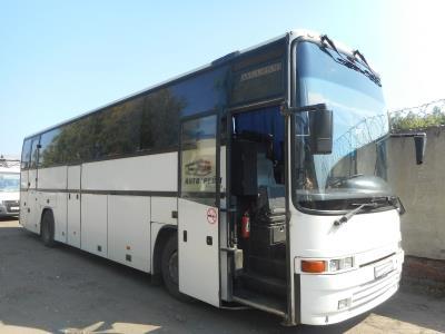 лобовое стекло VOLVO В58 60 (1988 г.в.) на технике лобовое стекло VOLVO В58 60 (1988 г.в.) на технике