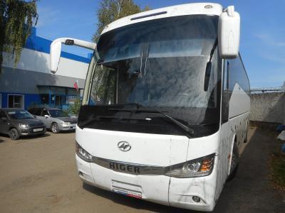 Лобовое стекло HIGER KLQ 6128LQ (2021 г.в.) на технике Лобовое стекло HIGER KLQ 6128LQ (2021 г.в.) на технике