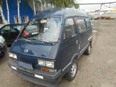 лобовое стекло SUBARU E 10 LIBERO/DOMINGO (1985-93 г.в.) на технике 