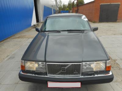 лобовое стекло VOLVO 760 седан (1991 г.в.) на технике 