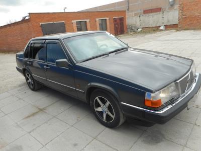 лобовое стекло VOLVO 760 седан (1991 г.в.) на технике 