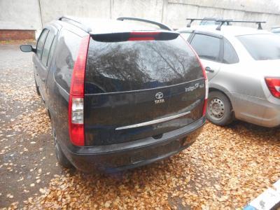 заднее стекло TATA INDIGO (2007 г.в.) на технике заднее стекло TATA INDIGO (2007 г.в.) на технике