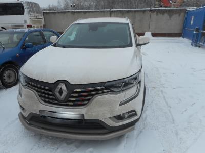 Лобовое стекло SAMSUNG QM6 внедорожник (2016-н.в. г.в.) на технике  Лобовое стекло SAMSUNG QM6 внедорожник (2016-н.в. г.в.) на технике