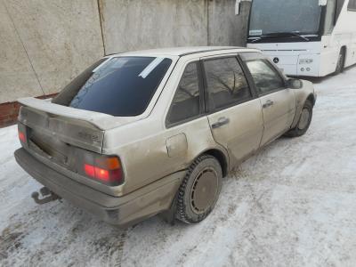 Заднее стекло VOLVO 440 седан (1988-1996 г.в.) на технике 