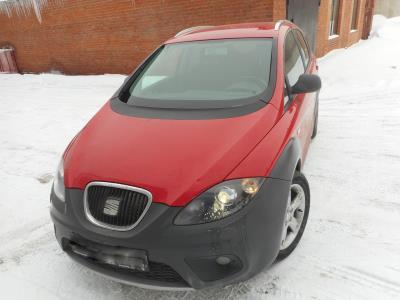 Лобовое стекло SEAT ALTEA 4 Freetrack (2012 г.в.) на технике Лобовое стекло SEAT ALTEA 4 Freetrack (2012 г.в.) на технике